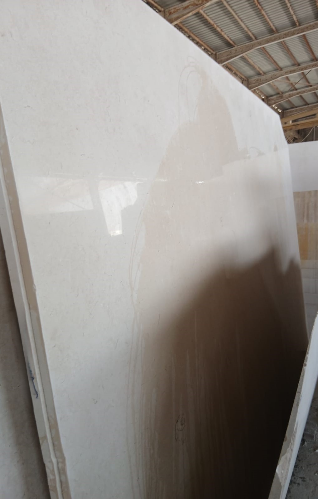 Control de calidad en fábrica de mármol en Egipto